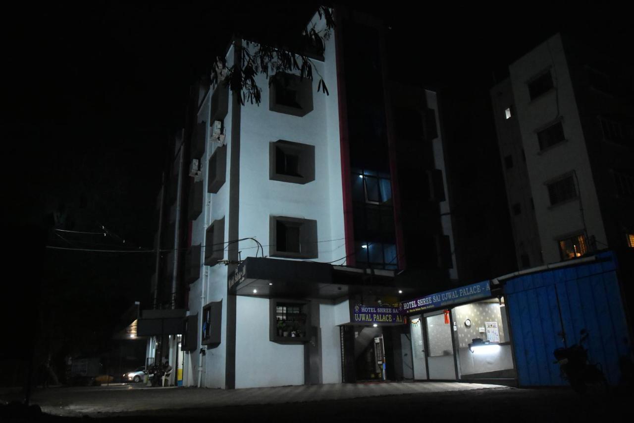 Hotel Temple Sai Shirdi Exterior photo